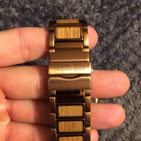 Original grain men’s watch